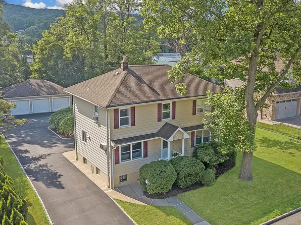 58 Buena Vista Rd, Cedar Grove, NJ 07009