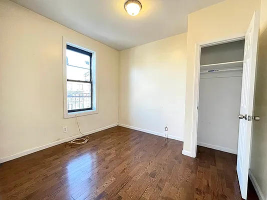 Rented by Bruma Realty LLC | media 21