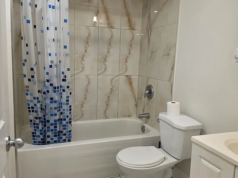 54 Clearmeadow Blvd — Photo 22