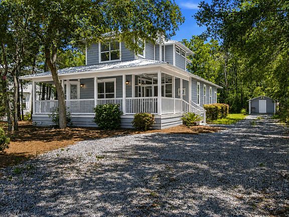 2nd image of 556 Little Canal Dr