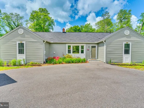 2625 Hamilton Rd #A, Waldorf, MD 20601