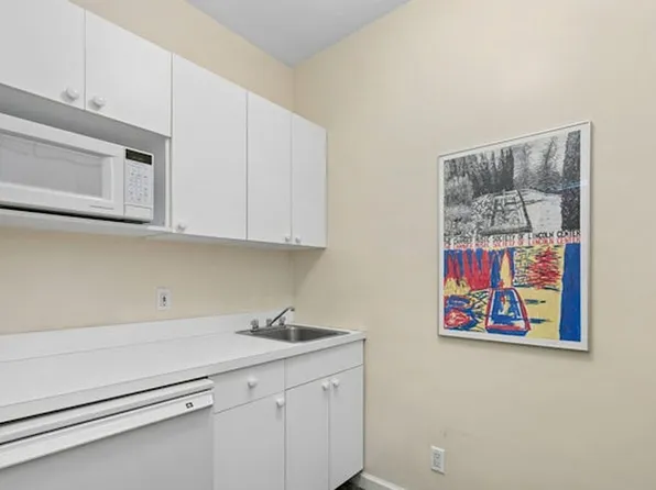 35 E 85th St #Of3s, New York, NY 10028