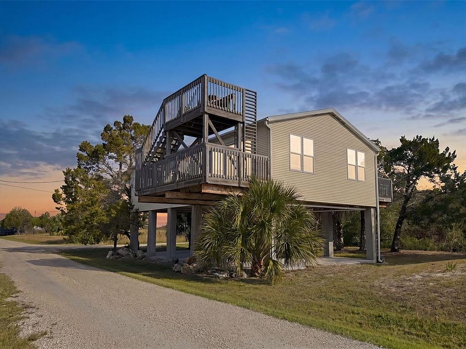 1st image of 13925 W Sanddollar Ln