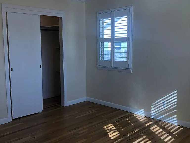 2409 9th Ave — Photo 20