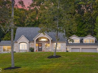 4872 S Poplar Dr, Columbus, IN 47201