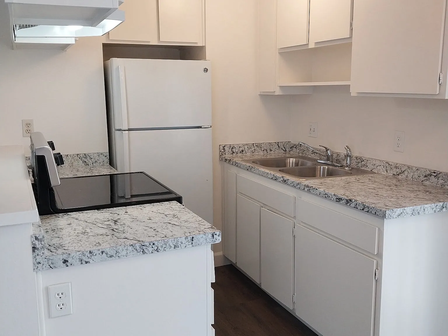 1 bed, 600 sqft, $2,000 — Photo 2