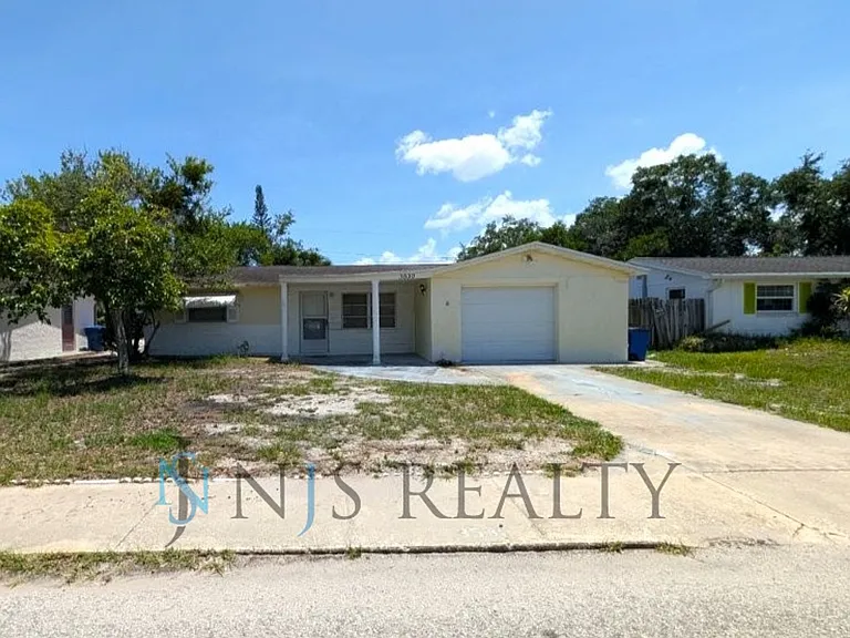 3530 Oxford Dr — Photo 1