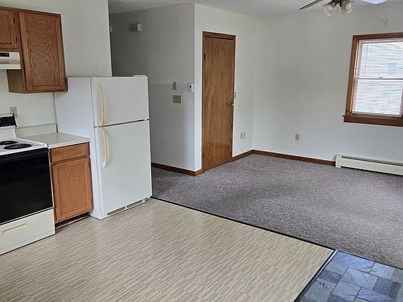 2nd image of 191 Saco Ave #B