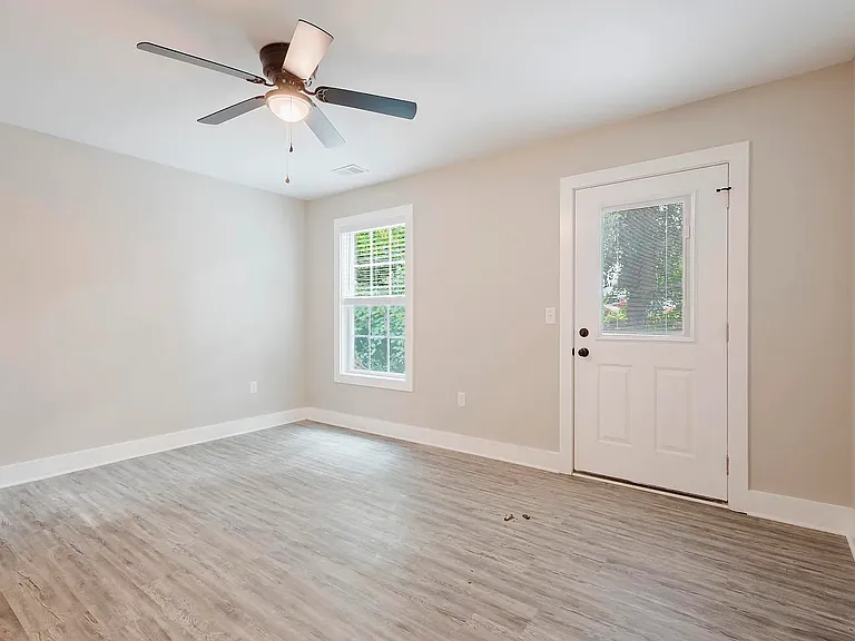 326 Elm St — Photo 1