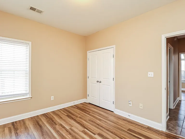 2045 Highview Way — Photo 19