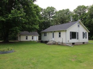 2736 S Dr S, Athens, MI 49011