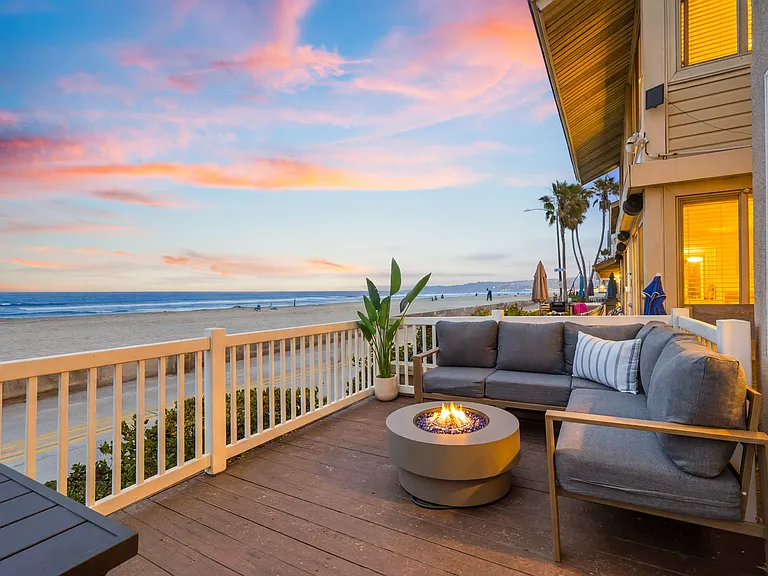 3255 Ocean Front Walk — Photo 22