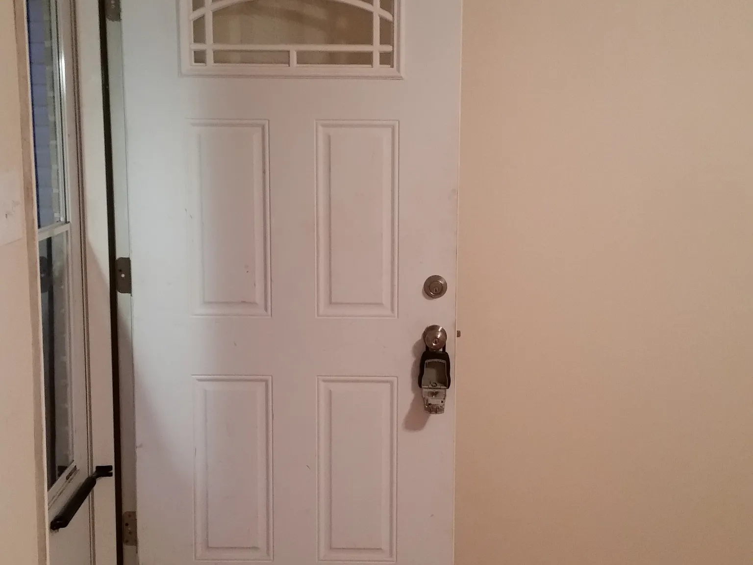 3 bed, 1236 sqft, $1,625 — Photo 2