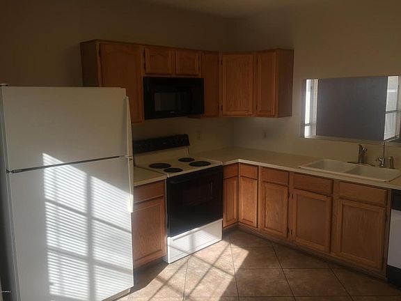 5th image of 3348 W Barcelona Dr