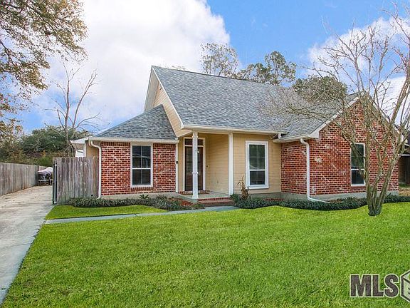 2nd image of 30640 Stephen Dr