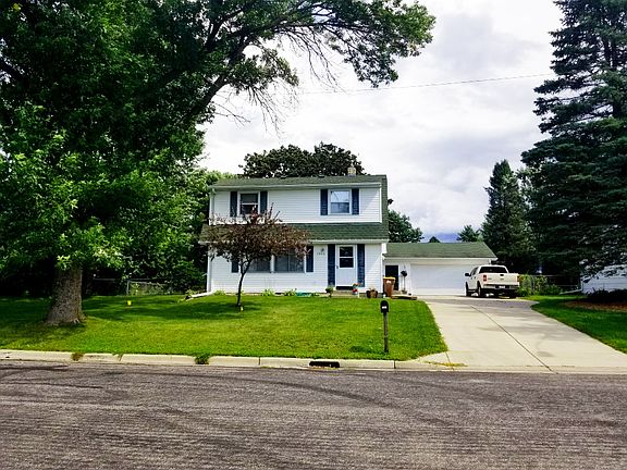 2nd image of 3634 Grand Ave