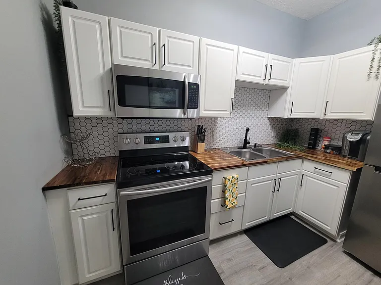 2818 N Capitol Ave #3 — Photo 17