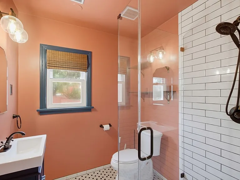 2615 Myrtle Ave — Photo 59