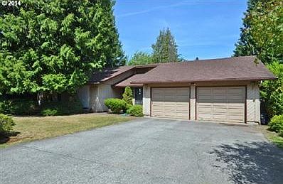 1st image of 9305 NE 82nd Ave