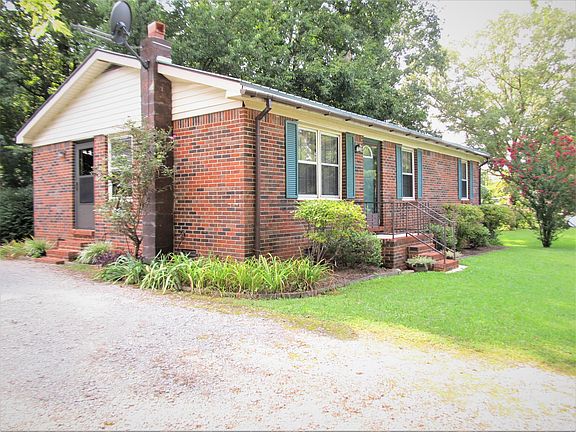 2nd image of 811 Southside Dr