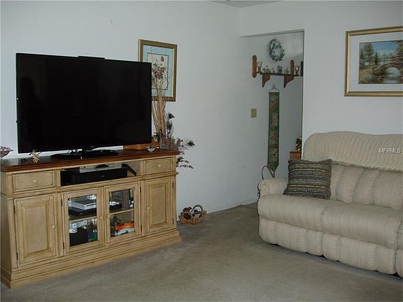 3rd image of 1617 Columbia Arms Cir Unit 154
