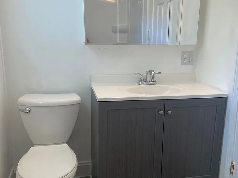 703 Brown St — Photo 20