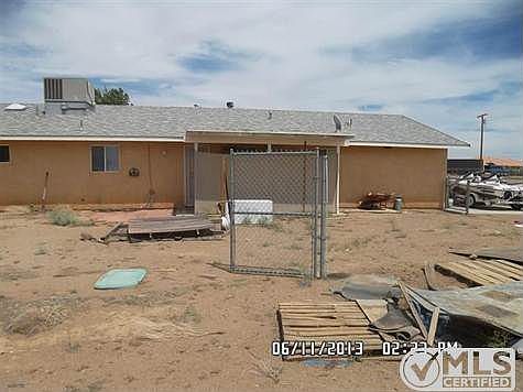 3rd image of 9028 Bellflower St