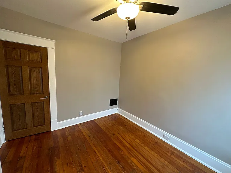 145-147 Chittenden Ave — Photo 15