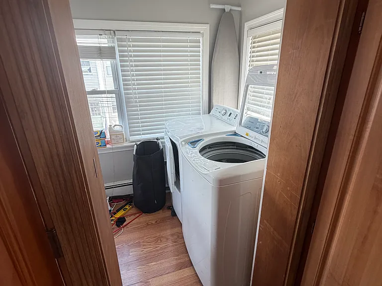 27-29 Minnesota Ave #2 — Photo 4