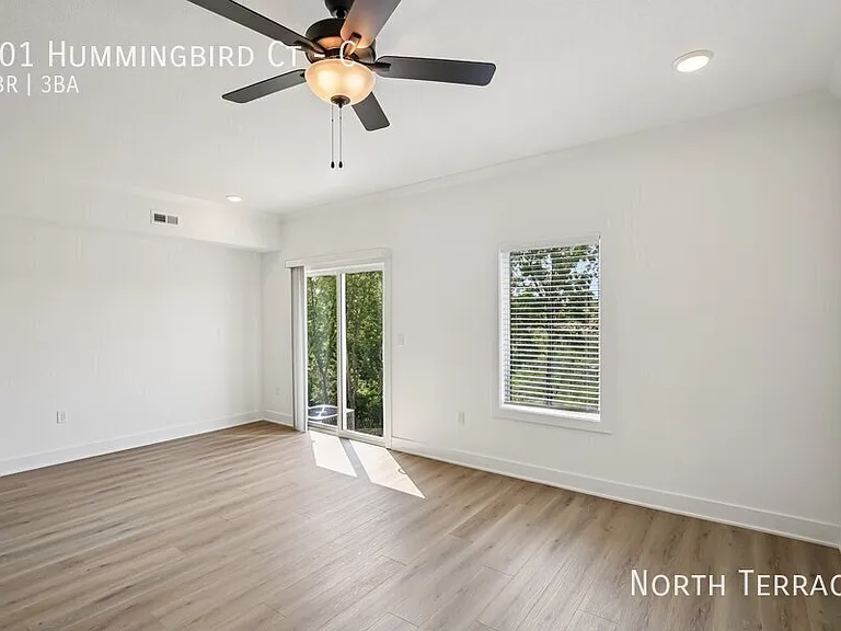 Fairview Crossing Townhomes — Photo 8