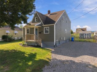 3122 Indiana Dr, Lower Burrell, PA 15068