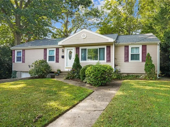 73 Valley Rd, East Greenwich, RI 02818