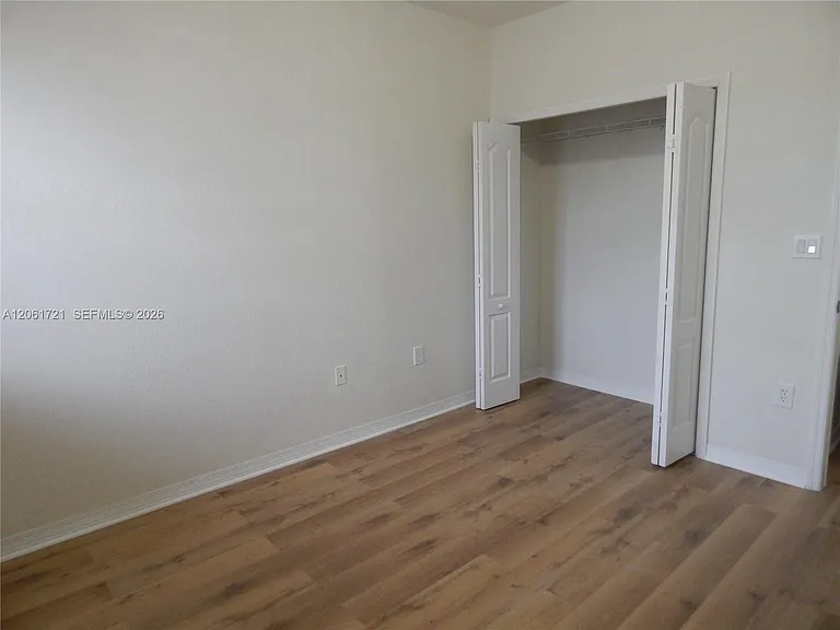 320 SW 87th Ct — Photo 20