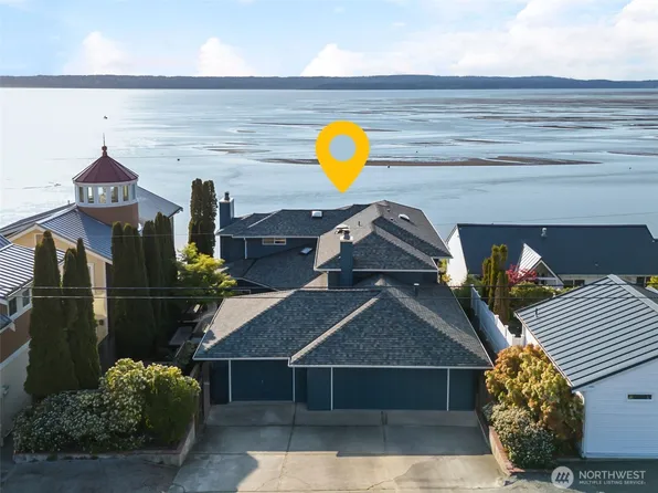 19132 Soundview Drive NW, Stanwood, WA 98292