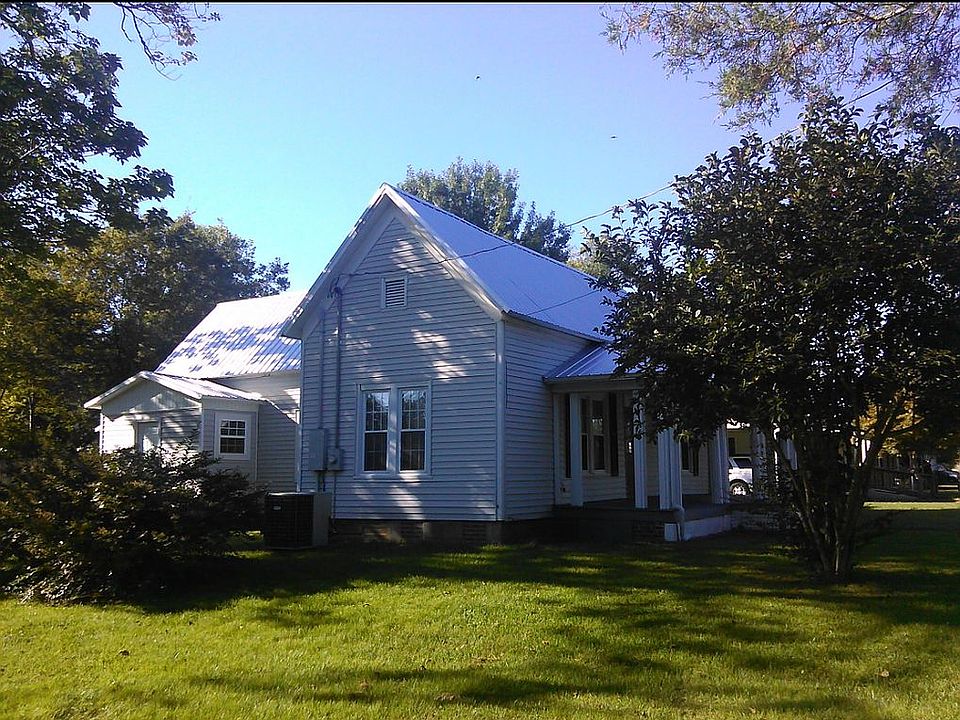 2nd image of 901 Judson Ave