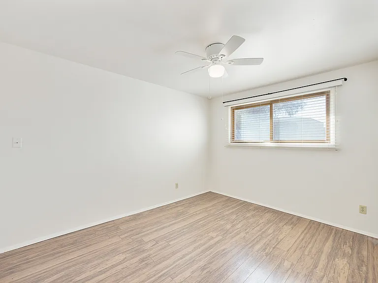 8743 E Berridge Ln — Photo 19