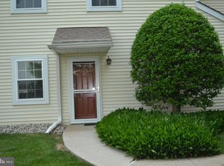 1005 Steamboat Sta, Southampton, PA 18966