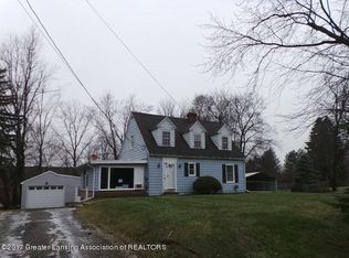 925 Maycroft Rd, Lansing, MI 48917