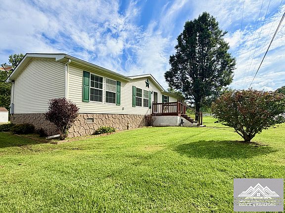 2nd image of 205 Angel Ln
