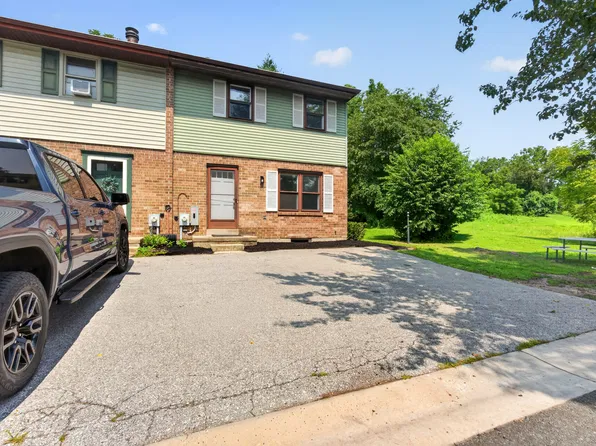 4800 Plum Run Ct, Wilmington, DE 19808