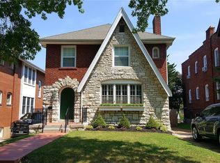 7549 Hoover Ave, Saint Louis, MO 63117