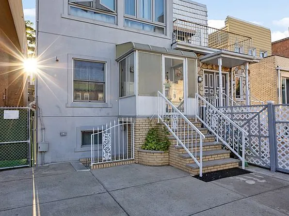 82 W End Ave, Brooklyn, NY 11235