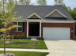 4889 Mayer St, Canton, MI 48188