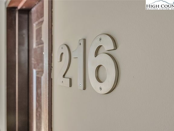 2nd image of 215 S Jefferson Ave (Unit 216) #216