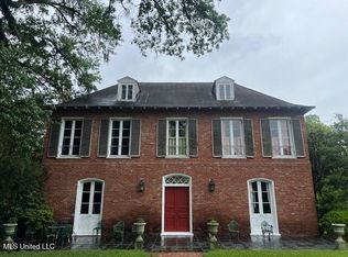 112 Dana Rd, Natchez, MS 39120