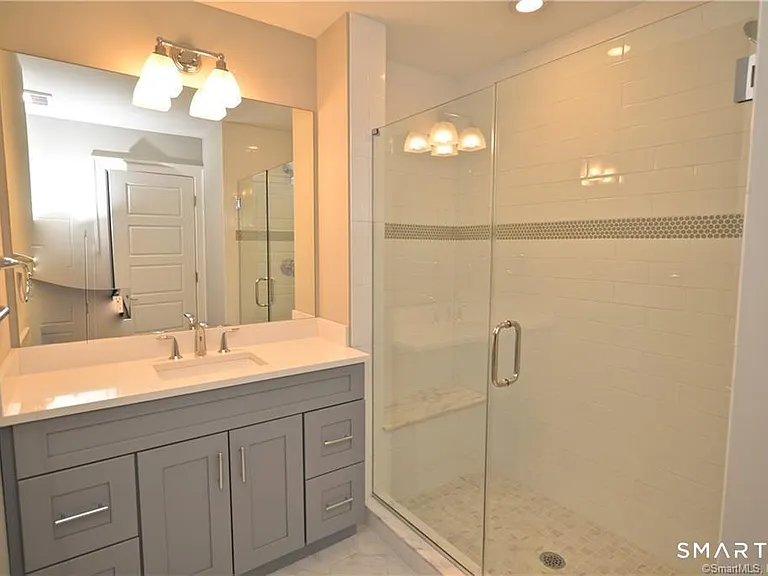 115-71 Colonial Rd — Photo 23