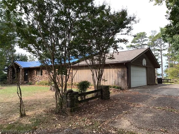 6 Briarwood Ln, Clarksville, AR 72830