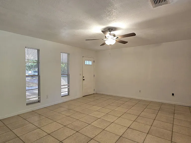 1537 Mango Tree Dr #1537 — Photo 8