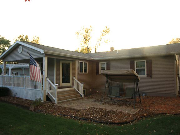 2nd image of 5422 Hilltop Dr
