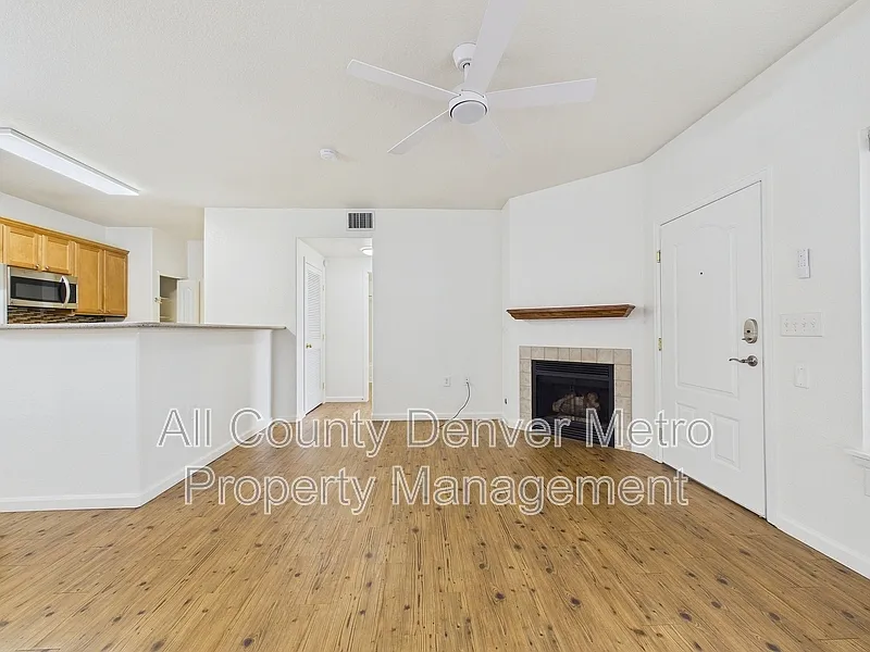1 bed, 1.0 bath, 783 sqft, $1,885 — Photo 1